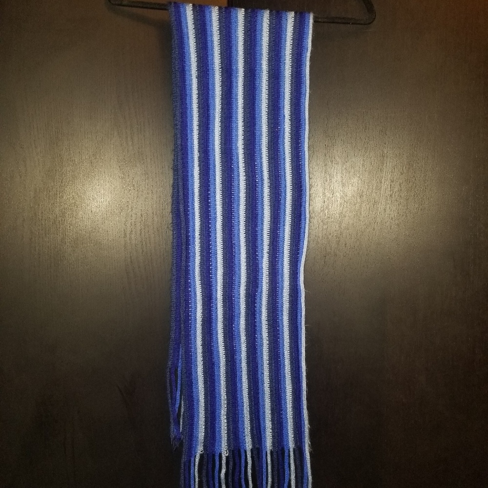 Scarf - Picture 4 of 4
